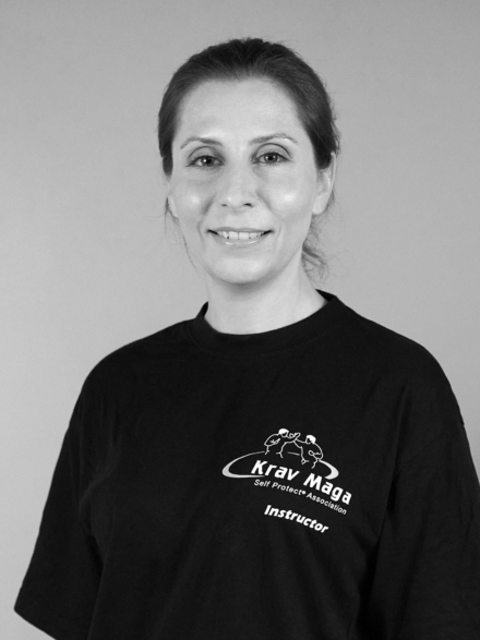 ZEN SHIN Cindy Reiff Instruktor Krav-Maga